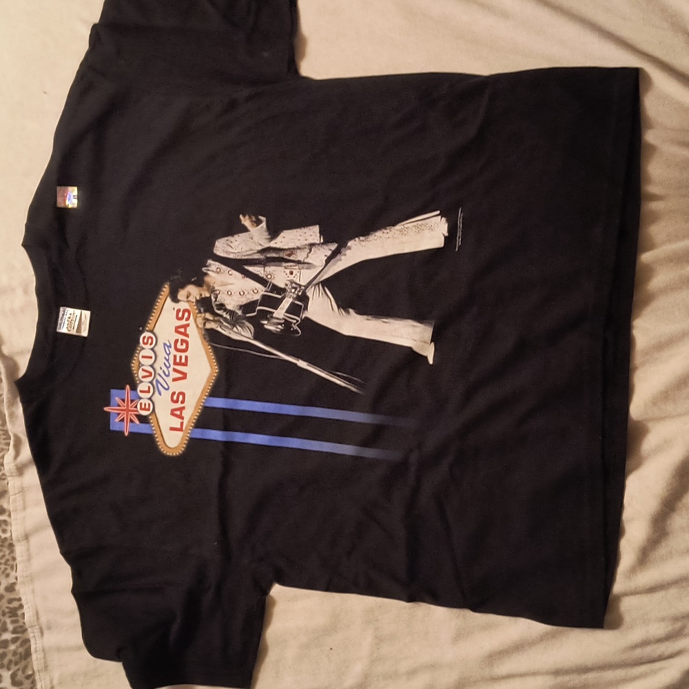 Elvis Presley has left the building shirt XXL